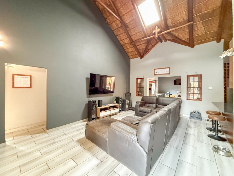 3 Bedroom Property for Sale in Melodie North West